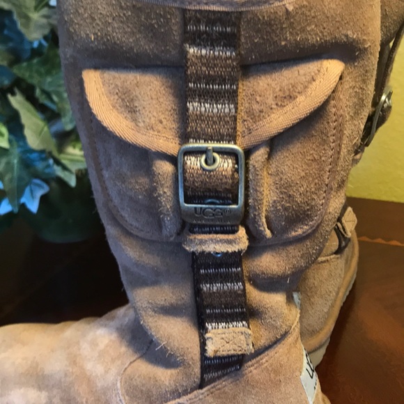 UGG Cargo Brown Zip Up Buckle Boots - Picture 6 of 8